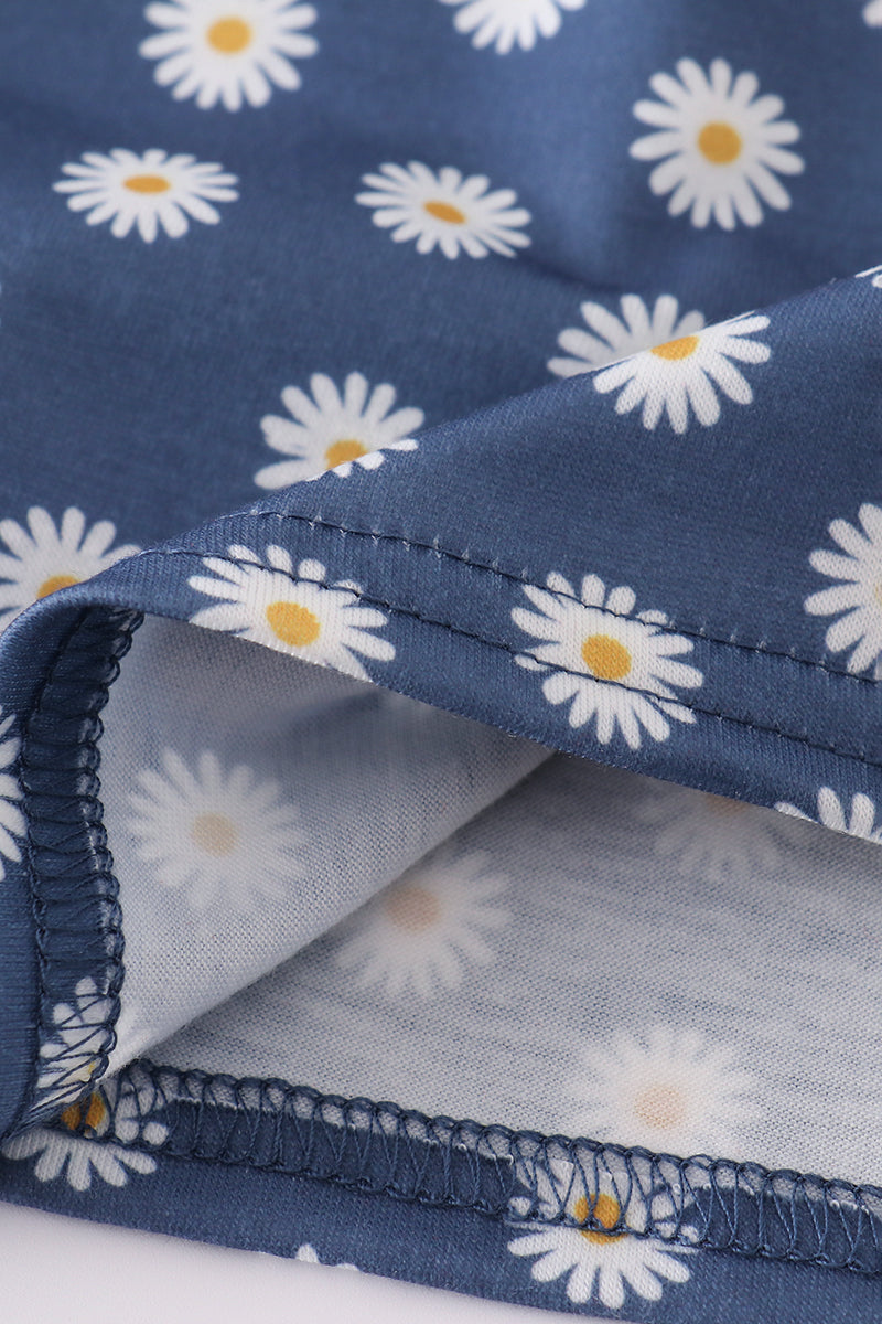 Navy daisy print dress