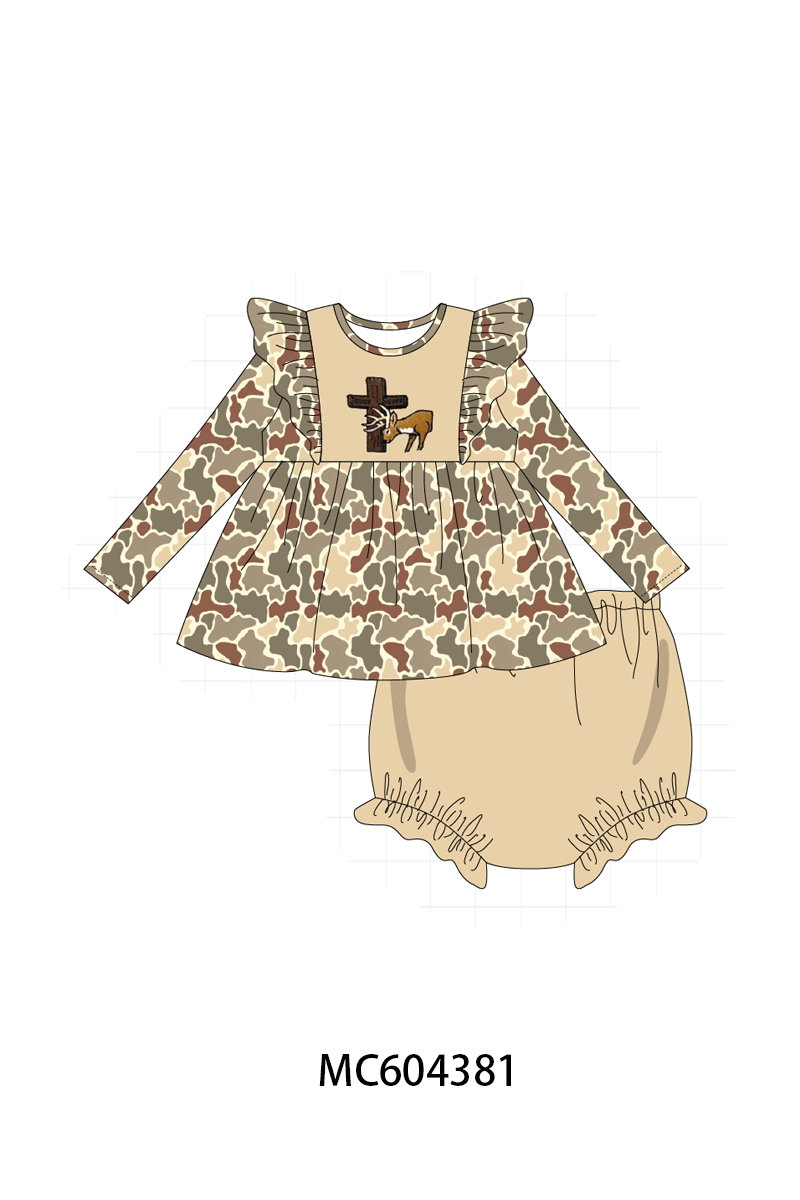 Khaki camoufalge cross deer embroidery ruffle bloomer set