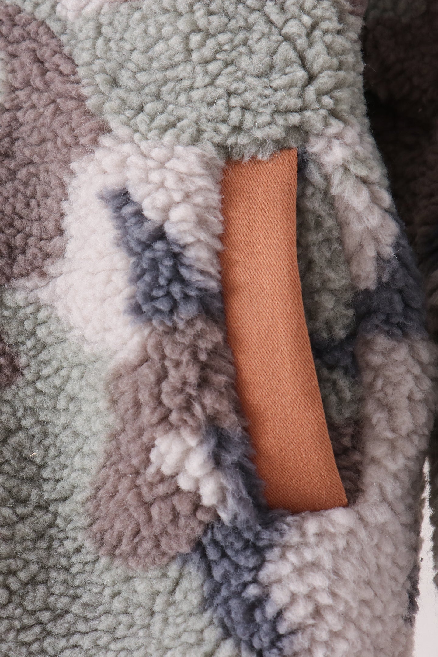 Neutral camouflage fleece jacket