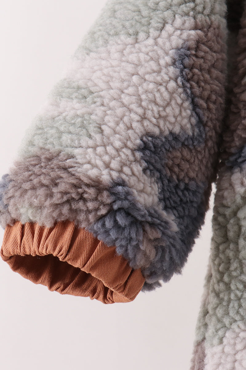 Neutral camouflage fleece jacket