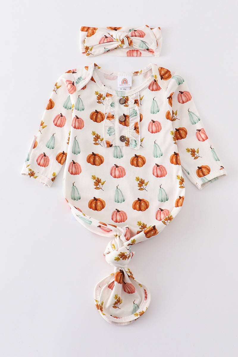 Pumpkin print baby gown set