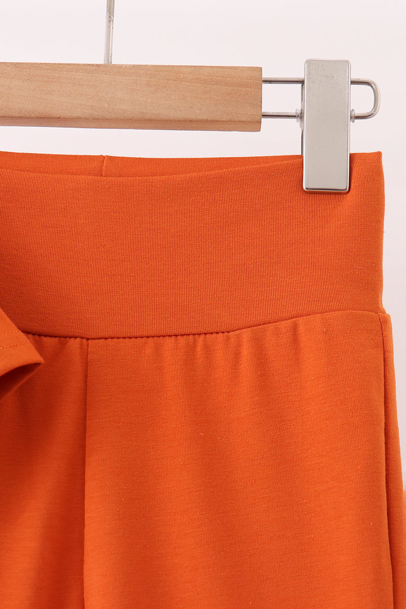 Orange scalloped active pants set