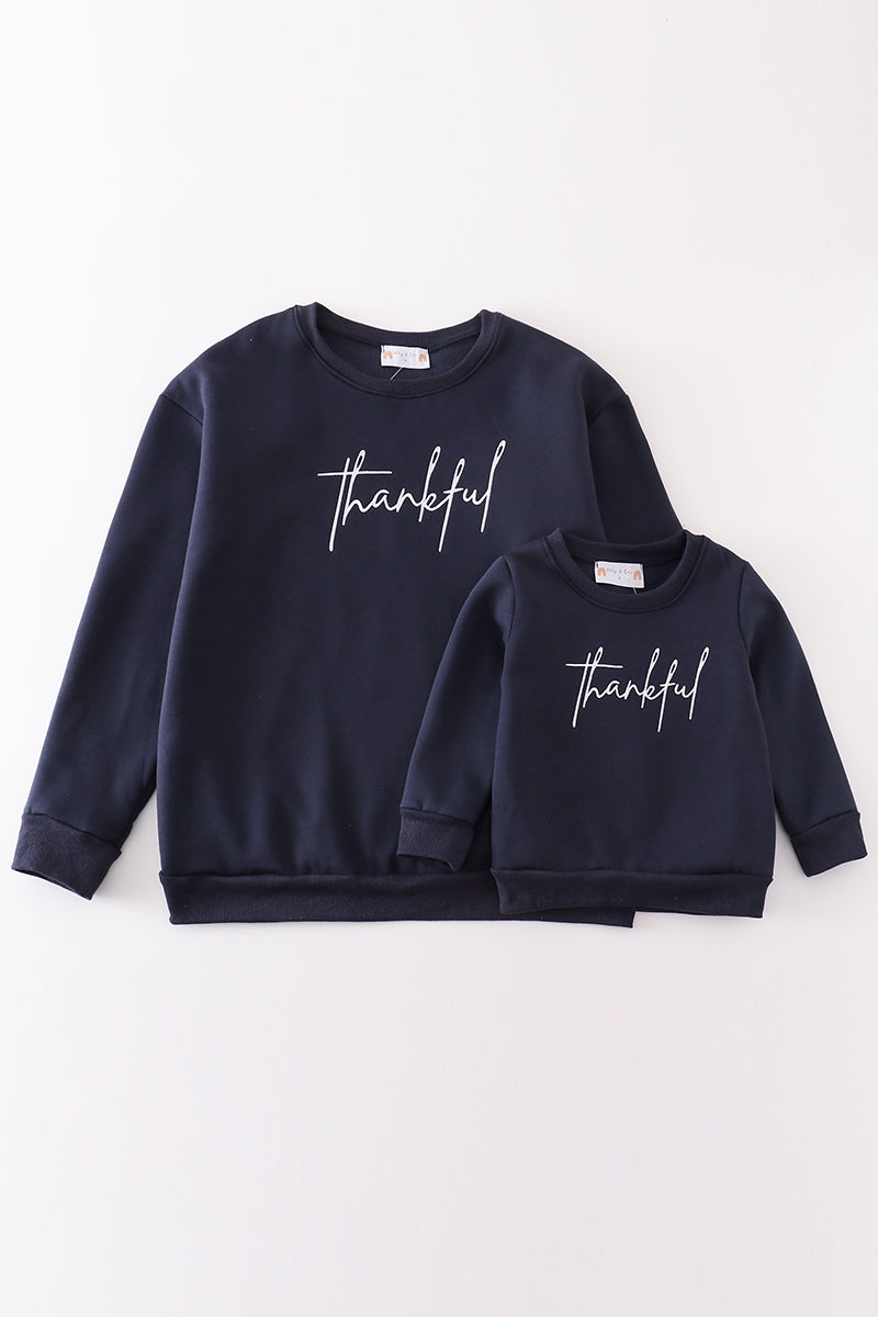 Navy thankful fleece mom&me sweatshirt