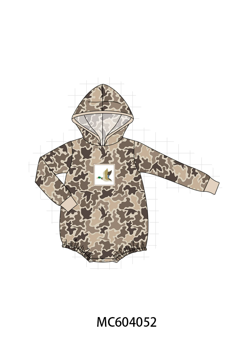 Camouflage duck embroidery hoodie bubble