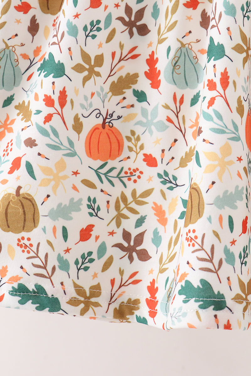 Sage pumpkin embroidery leaves ruffle pants set