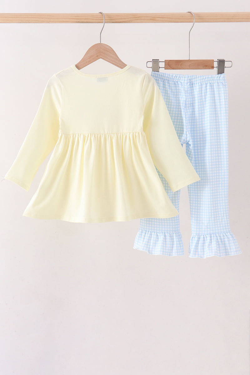 Beige goose embroidery ruffle pants set