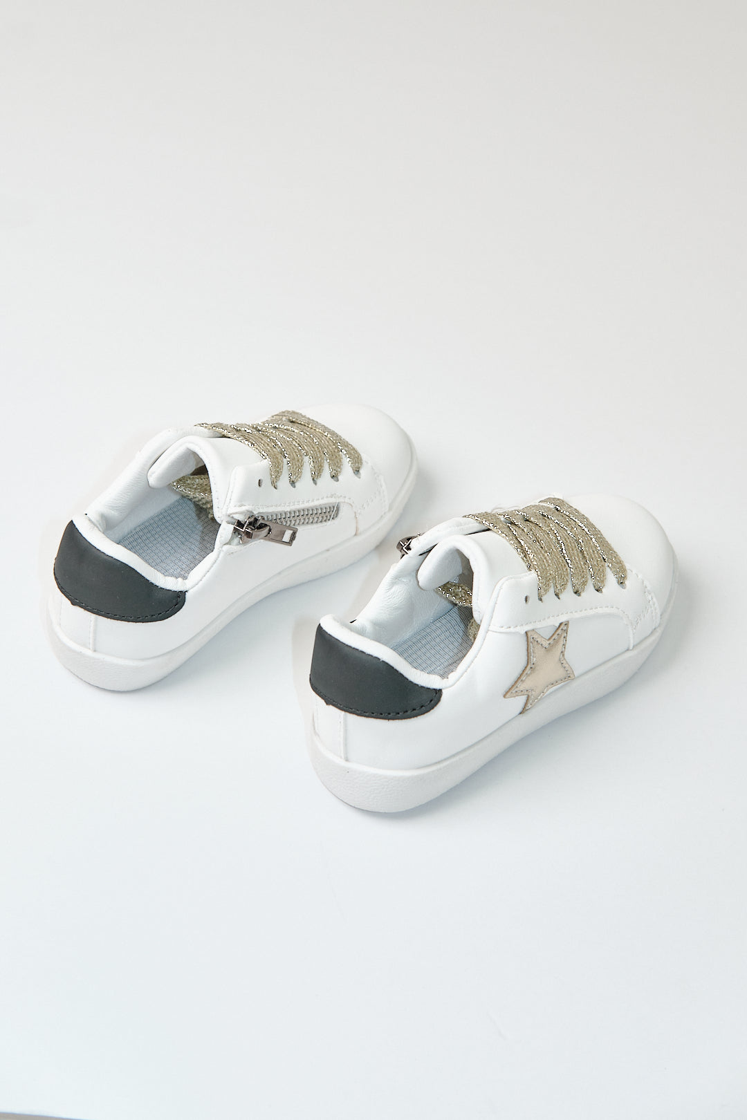 White gold star glitter sneaker (toddler to big kids)